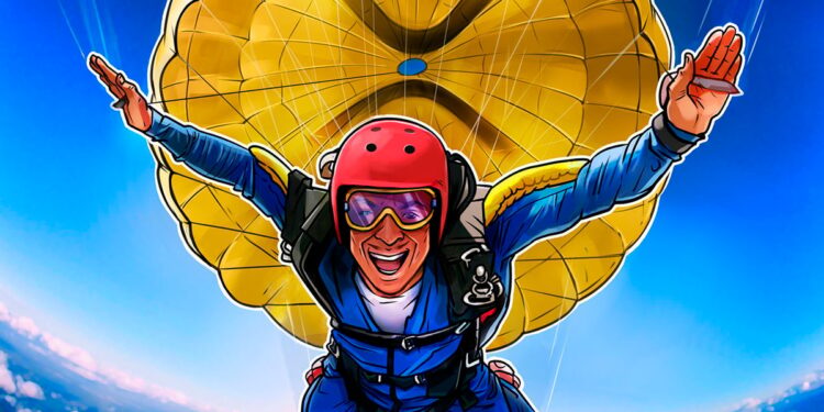 It’s Flashing Again in July