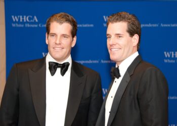 Winklevoss Calls Out JPMorgan Over Banking Backlash