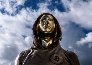 Bitcoin Boom Pushes Satoshi Nakamoto Into Top 11 Wealthiest, At Nearly $130  Billion