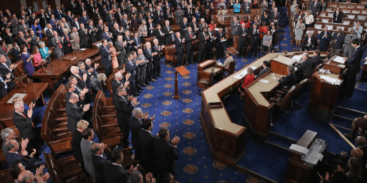 House Votes to Advance GENIUS Stablecoin Bill, Crypto Market Structure Act