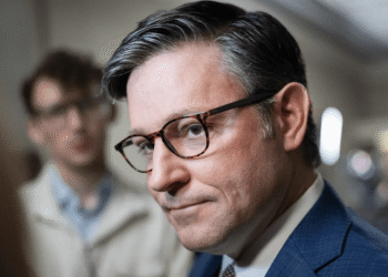 GENIUS Act, Clarity Act Advance Halted by 12 Republicans 