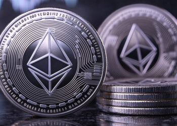 BlackRock’s ETHA becomes 4th-largest ETF by 30‑day inflows as Ethereum funds aim for $10B