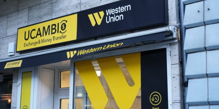 Western Union CEO Embraces Stablecoins as a Path to Innovation and Efficiency