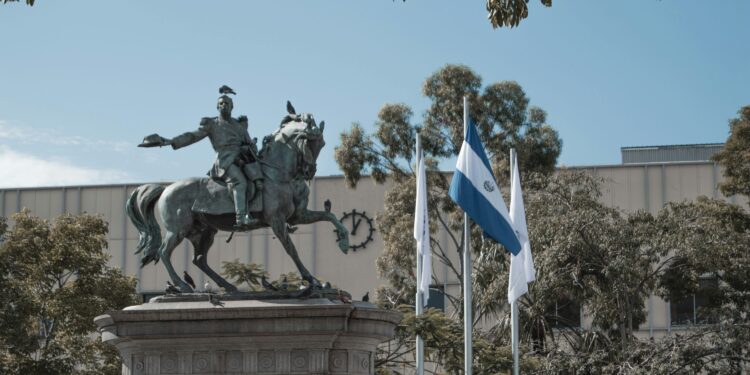 El Salvador Shields $678M From Quantum Threat