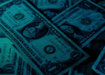 Stablecoin Dominance Drops To 60%