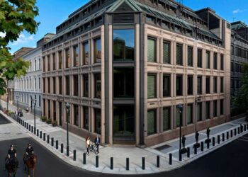 Norges Bank Ups Bitcoin Exposure By 84%: Standard Chartered