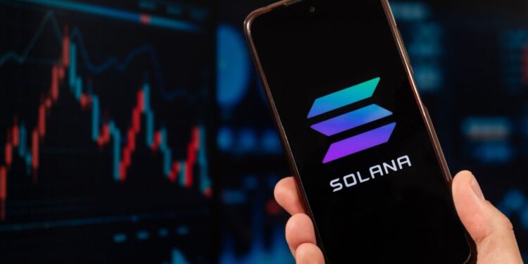 Solana Mobile Launches Seeker Smartphone, Fulfilling 150,000 Pre-Orders