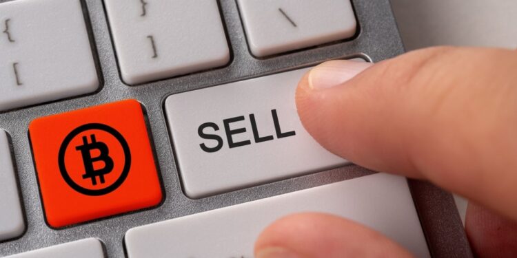 El Salvador Moves Bitcoin for Safety Purposes: Is a Selloff Coming?