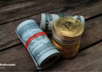 Crypto ETF Outflows Deepen: Bitcoin Loses $104 Million, Ether $141 Million