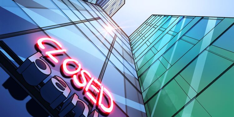 Big Iran Bank Goes Bankrupt, Affecting 42 Million Customers