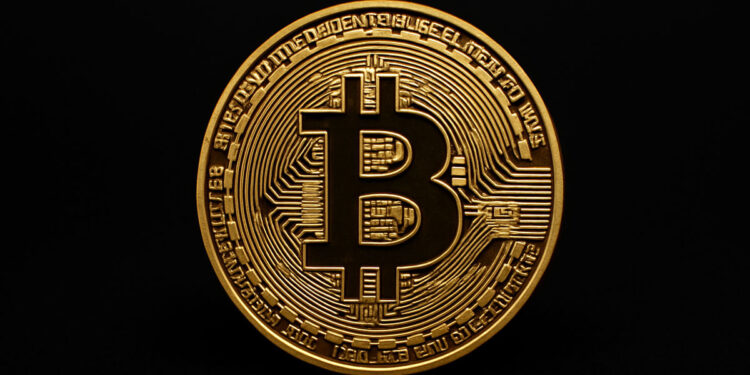 Bitcoin Price Sinks To $118,000 Amid New Trade Tensions