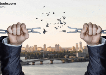 Why the World Needs Crypto: Coinbase CEO Ties Digital Assets to Economic Freedom