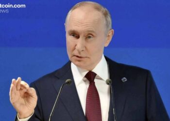 Russia Rejects Anti-Dollar Claims as Putin Defends BRICS Trade Strategy