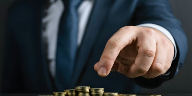 Chinese Investment Bank Eyes $600M Raise For BNB Treasury