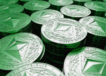 Massive Ethereum Exodus: Exchange Balances Fall Sharply Amid Renewed Whale Accumulation