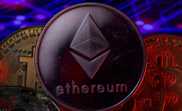 Ethereum Pauses Mid-Range As Market Awaits A Clear Signal