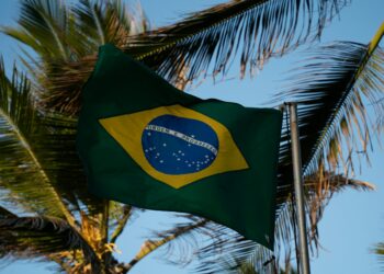 Bitcoin Momentum Builds In Brazil As Average Investment Breaks $1,000
