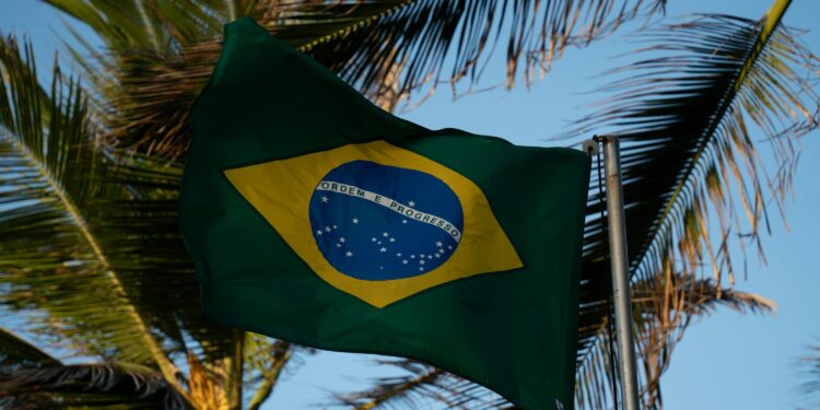 Bitcoin Momentum Builds In Brazil As Average Investment Breaks $1,000