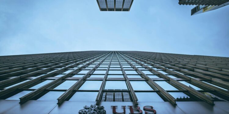 Crypto Meets Private Banking: UBS Weighs New Offering