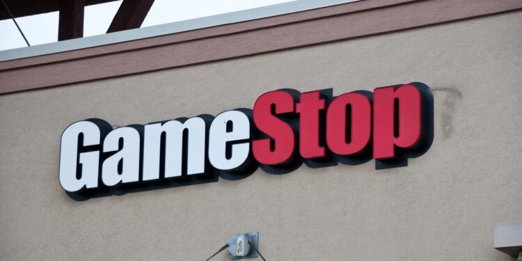 GameStop Transfers Full Bitcoin Stack, Analysts Flag Possible Exit
