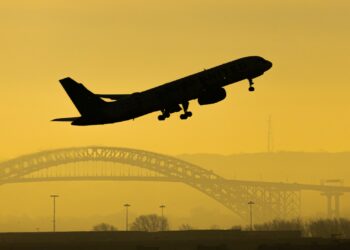 Solana Reclaims $80 Amid Bounce – Analysts Set Next Targets