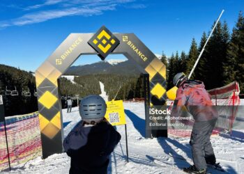 OKX CEO Criticizes Binance Over October 10 Market Crash – Details