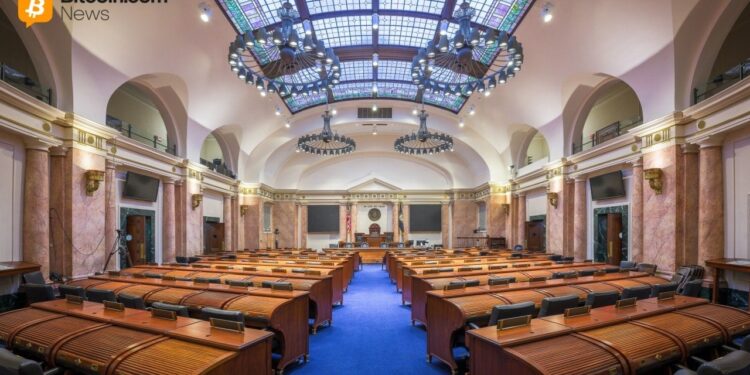 Kentucky Push to Regulate Bitcoin ATMs Snags Hardware Wallet Providers in Legal Crosshairs