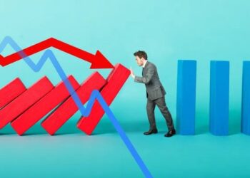 Traders Bet Against XRP, Yet Accumulation Persists – Details