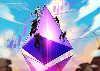 ETH Triple Top Rejects $2.4K As Analysts Flag Weakness Against BTC