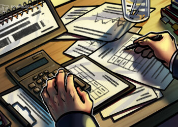 1 in 3 Crypto Traders Cut Spending Amid Market Slump: Survey