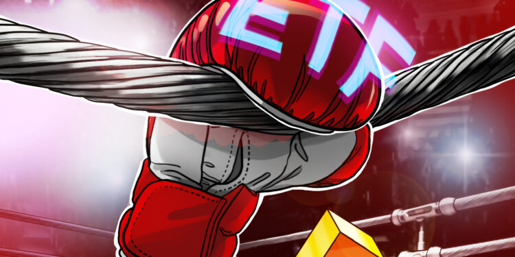 Bitcoin Risk Index Climbs Amid ETF Outflows, Iran Fears