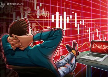Bitcoin Firm Nakamoto Records Q1 Net Loss Despite Revenue Boom