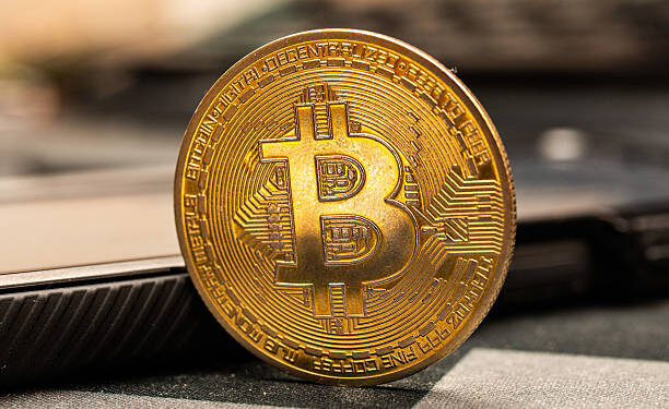 Bitcoin Traders Brace For PCE And Jobs Data As Macro Volatility Builds