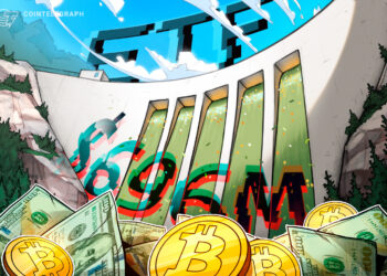 Bitcoin ETFs Log $696M Outflows as Bitcoin Drops Below 60K