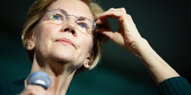 Crypto Oversight in the Spotlight After Warren Questions Federal Regulation