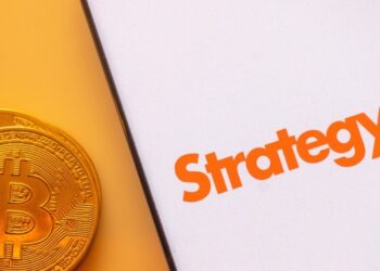 Grayscale Warns Strategy May Struggle to Keep Buying Bitcoin