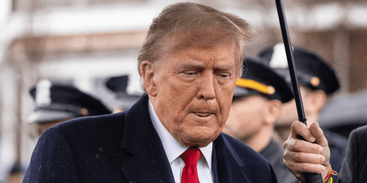 Trump Declares Iran Deal Done, Reopens Strait of Hormuz — Bitcoin Climbs Past $65K – Bitcoin News