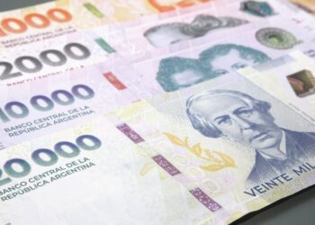 Argentina’s Banking Groups Are Quietly Building Peso Stablecoins for the Institutional Market