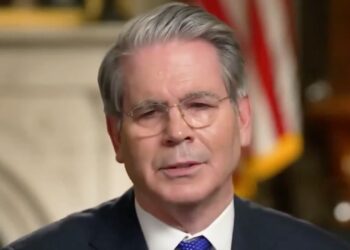Bessent Slams CLARITY Act Critics, Demands Senate Action Now