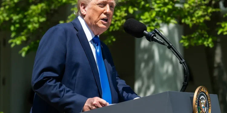 Trump Comments Send Hyperliquid Above $72 as Options Draw Scrutiny