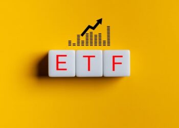 Bitcoin, Ether ETFs Pull in $827 Million as Crypto Rally Spreads