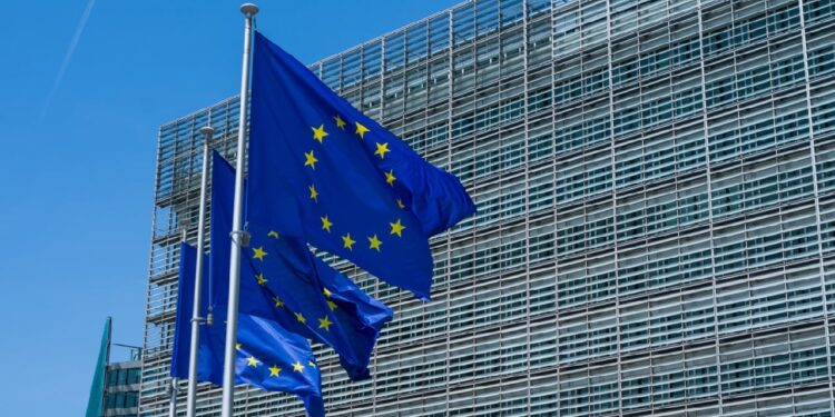EU to Advance MiCA Review, Targeting Non-EU Stablecoin Rules