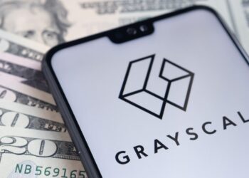 ETH, SOL Supply Growth Could Fall Below Gold by 2031