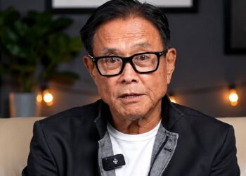 Robert Kiyosaki Calls Expanded Treasury Buybacks QE, Backs Bitcoin