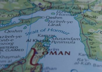 UAE Pulls Iran Trade Plug as Hormuz Crisis Rattles Global Markets