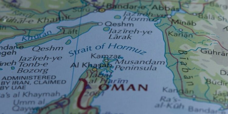 UAE Pulls Iran Trade Plug as Hormuz Crisis Rattles Global Markets