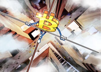 Bitcoin Copies August 2022 With Weekly Close Below 200-Week Trend Line
