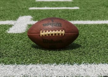 Kalshi Beats the Books on NFL Totals, Loses to Fanduel on Moneylines