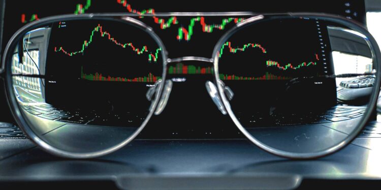 People More Interested in Buying Bitcoin Than Investing in AI: Google Data